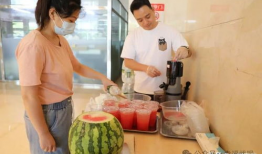 定西网红吃瓜事件视频,一场网络狂欢背后的真相揭秘